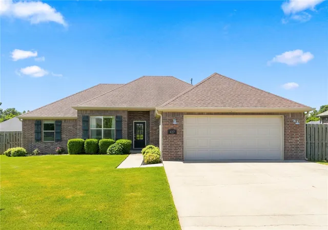 2nd image of 427 La Riata St, Farmington, AR 72730 | MLS# 1354803