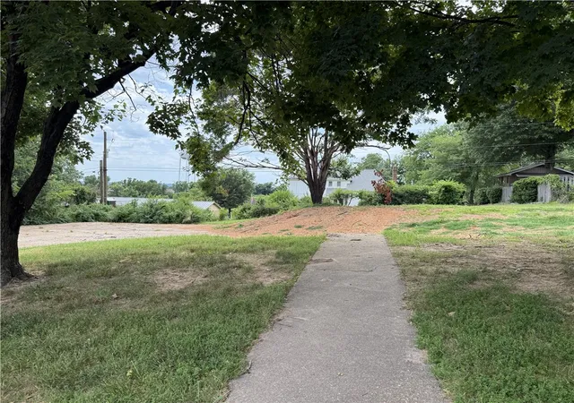 4th image of 8 Ocoee Cvs, Harrison, AR 72601 | MLS# 1354862