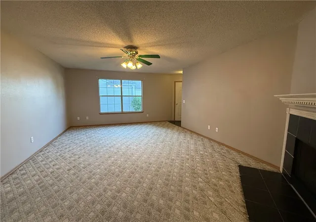 4th image of 1301 Cresent St, Bentonville, AR 72712 | MLS# 1354889