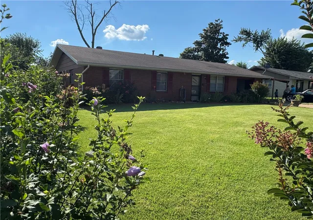 Photo 1 of Sale Pending at 806 7th Street, Rogers, AR 72756 | MLS# 1354709 | Listing updated on 2026-07-24