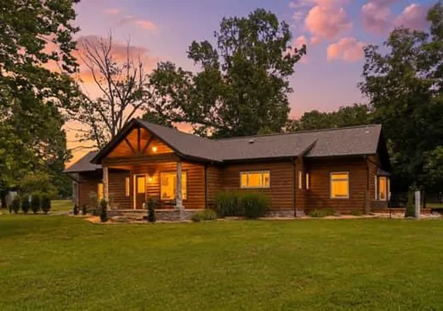 32nd image of 19100 N Hwy 127, Garfield, AR 72732 | MLS# 1353573