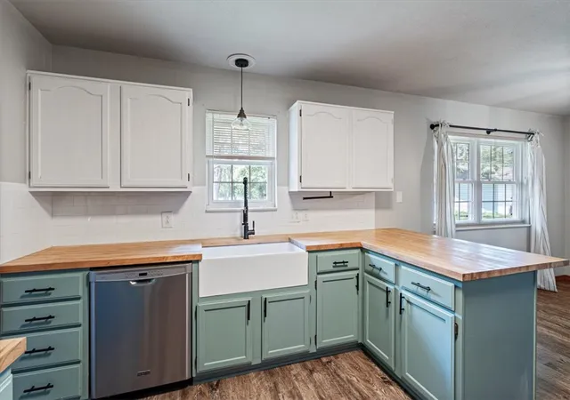 Homes for sale in Elm Springs, AR | 1362 Elm Springs Rd, Elm Springs, AR 72762 | MLS# 1353462