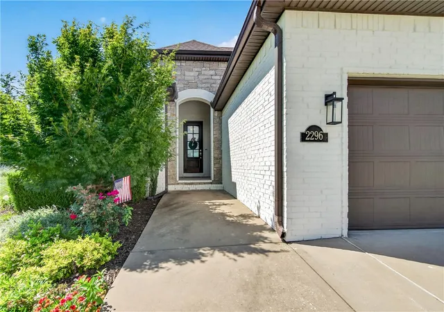 3rd image of 2296 Riverwater Ln, Fayetteville, AR 72703 | MLS# 1354828