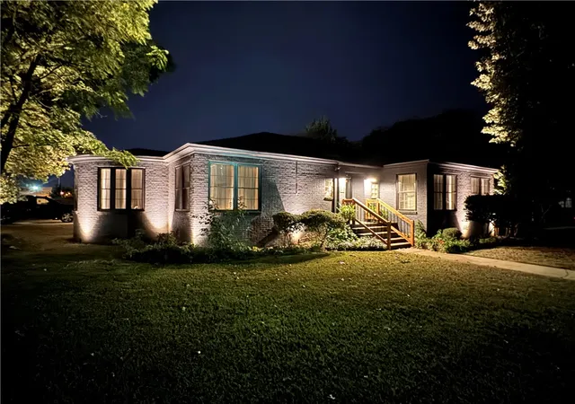 2nd image of 201 W 8th St, Russellville, AR 72801 | MLS# 1354839