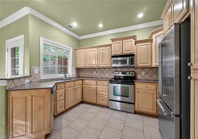 3rd image of 2572 E Turtle Creek Dr, Fayetteville, AR 72701 | MLS# 1354912