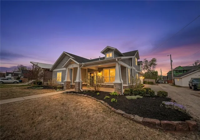 2nd image of 405 Nw C St, Bentonville, AR 72712 | MLS# 1354971