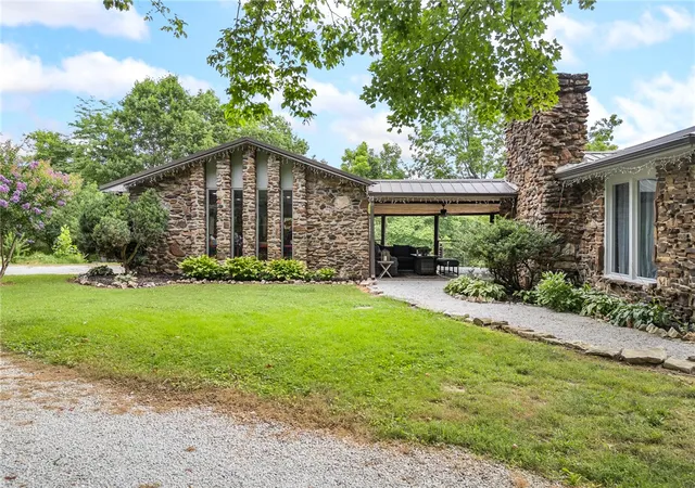 5th image of 8289 Redbud Ln, Harrison, AR 72601 | MLS# 1354983
