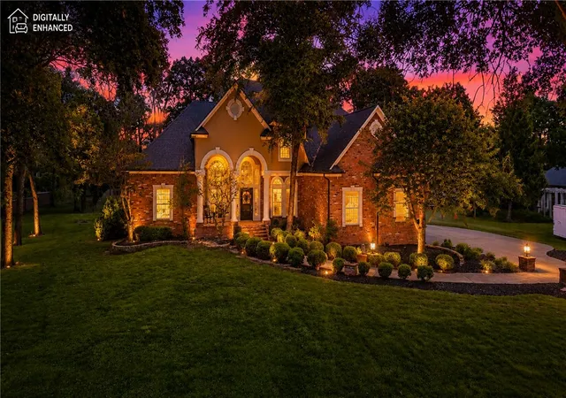 Homes for sale in Siloam Springs, AR | 1325 Avery Pl, Siloam Springs, AR 72761 | MLS# 1354747