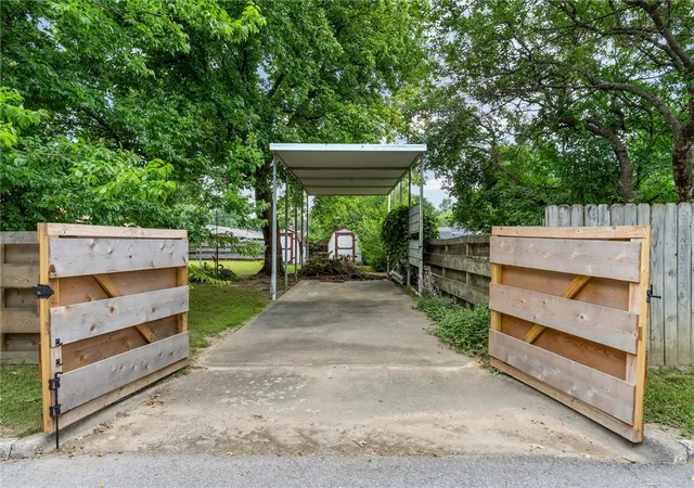 22nd image of 1915 Dee Ave, Springdale, AR 72762 | MLS# 1354976