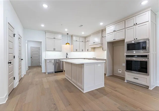 Photo 3 of Townhouse for sale at 4104 W Olive St, Rogers, AR 72756 | MLS# 1354788 | Listing updated on 2026-07-11