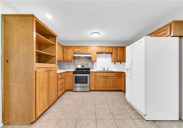 2nd image of 302 E Center St, Prairie Grove, AR 72753 | MLS# 1355037