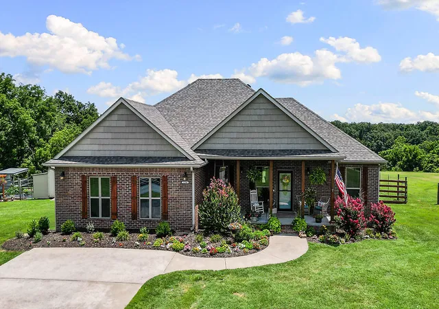 1st image of 11264 Bareback Hollow Rd, Gravette, AR 72736 | MLS# 1354900