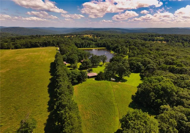 Photo 3 of Single family home for sale at 21019 Carter Rd, West Fork, AR 72774 | MLS# 1355031 | Listing updated on 2026-07-11