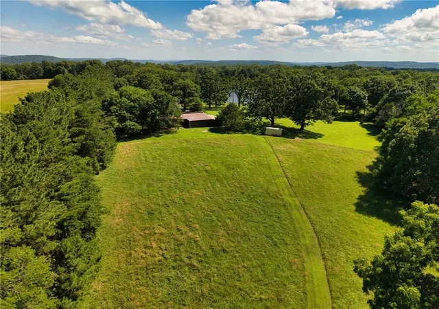 Photo 4 of Single family home for sale at 21019 Carter Rd, West Fork, AR 72774 | MLS# 1355031 | Listing updated on 2026-07-11