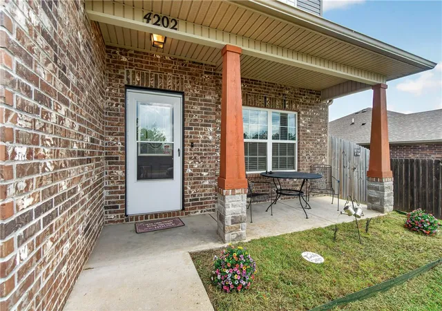 Homes for sale in Bentonville, AR | 4202 Sw Lexington Ave, Bentonville, AR 72713 | MLS# 1354640