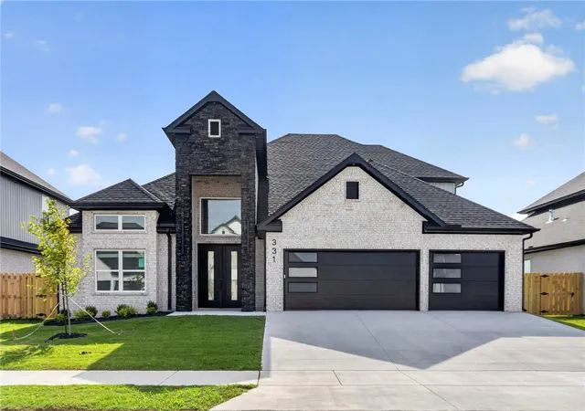 1st image of 331 Hedge Dr, Centerton, AR 72719 | MLS# 1355052