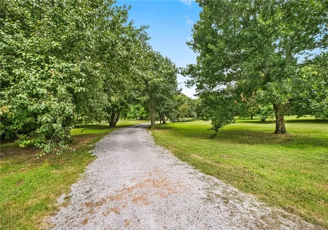 37th image of 4890 Butterfield Coach Rd, Springdale, AR 72764 | MLS# 1354852