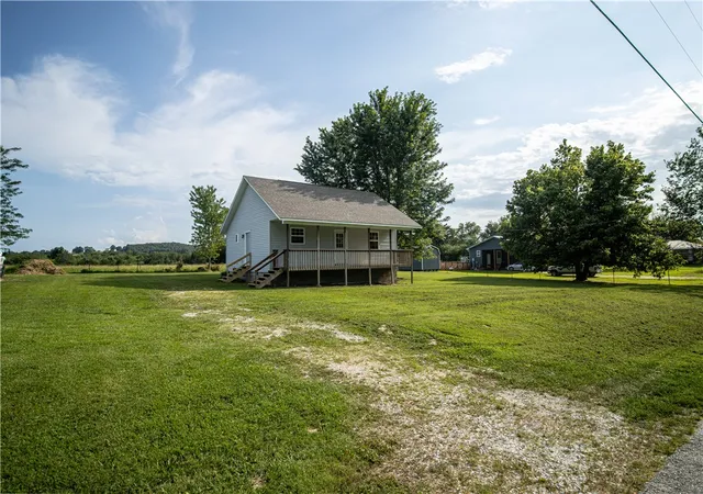 image of 84 Nichols St, Western Grove, AR 72685 | MLS# 1355079