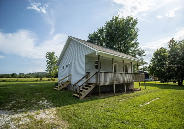 image of 84 Nichols St, Western Grove, AR 72685 | MLS# 1355079