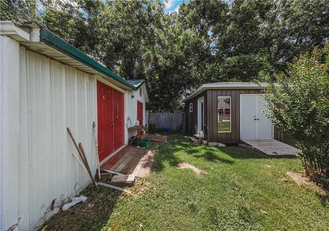 4th image of 2102 K St, Rogers, AR 72758 | MLS# 1355090