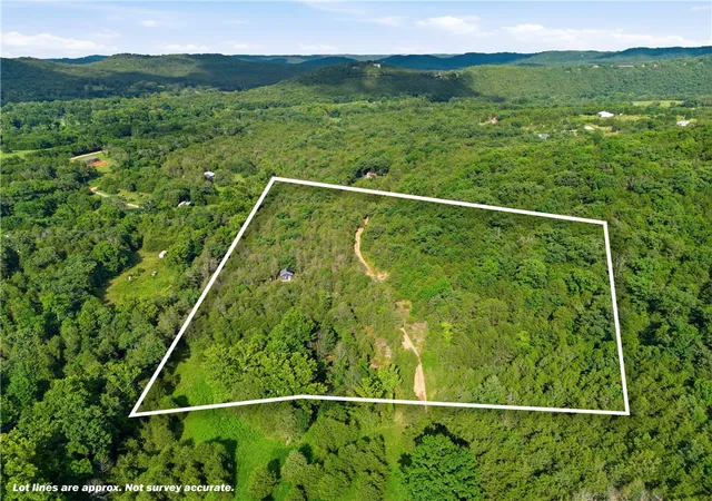 2nd image of 19010 Hwy 62, Eureka Springs, AR 72631 | MLS# 1354936