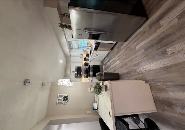 2nd image of 837 S Cherry St, Siloam Springs, AR 72761 | MLS# 1355231