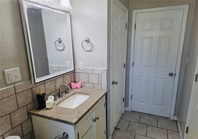 7th image of 837 S Cherry St, Siloam Springs, AR 72761 | MLS# 1355231