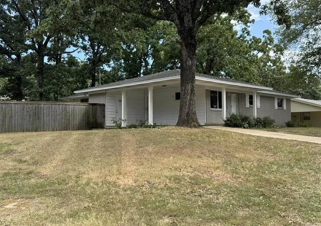 3rd image of 6308 Navajo Trl, North Little Rock, AR 72116 | MLS# 1355245