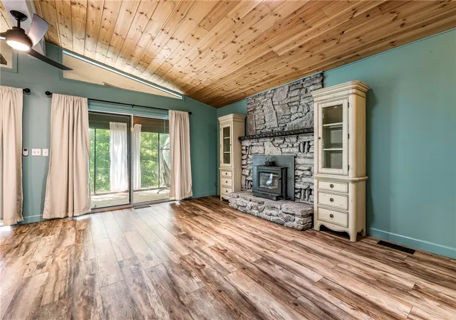 4th image of 12 Deane Cir, Bella Vista, AR 72715 | MLS# 1355244