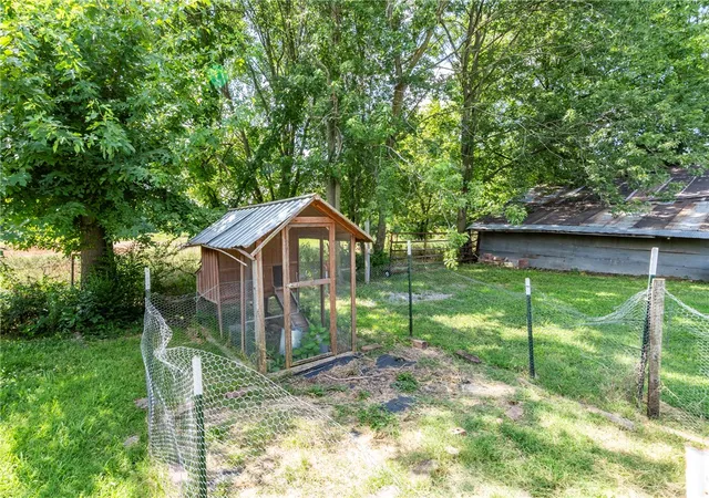 31st image of 13433 Jenkins Corner Rd, Gravette, AR 72736 | MLS# 1355130