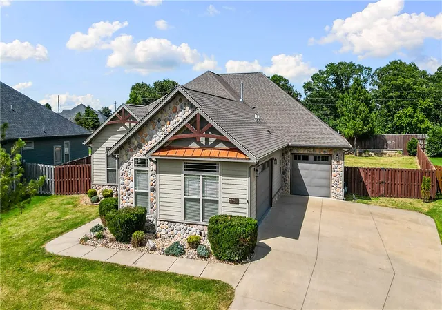 1st image of 3760 Bitterroot St, Bentonville, AR 72712 | MLS# 1355166