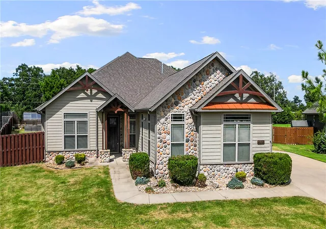 2nd image of 3760 Bitterroot St, Bentonville, AR 72712 | MLS# 1355166