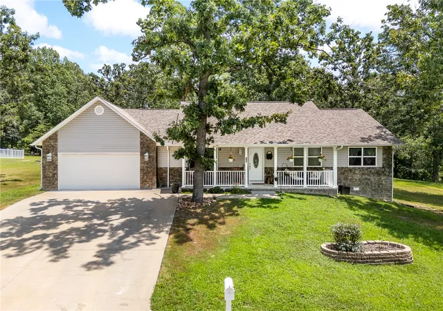 1st image of 6105 Oak Leaf Dr, Harrison, AR 72601 | MLS# 1355309