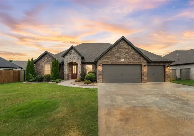 Homes for sale in Bentonville, AR | 3003 Sw Hazelnut Ave, Bentonville, AR 72713 | MLS# 1355272