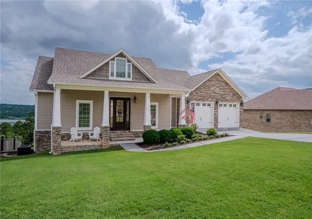 1st image of 87 W Valley View Dr, Russellville, AR 72802 | MLS# 1354423