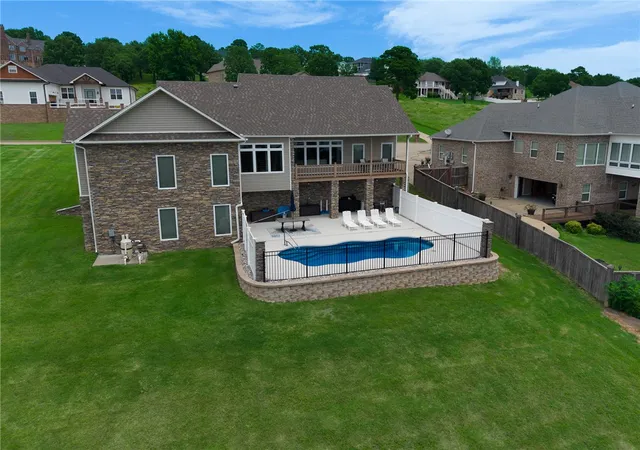 2nd image of 87 W Valley View Dr, Russellville, AR 72802 | MLS# 1354423