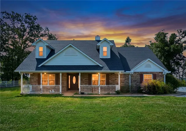 2nd image of 13301 L C Hickman Rd, Centerton, AR 72719 | MLS# 1355308