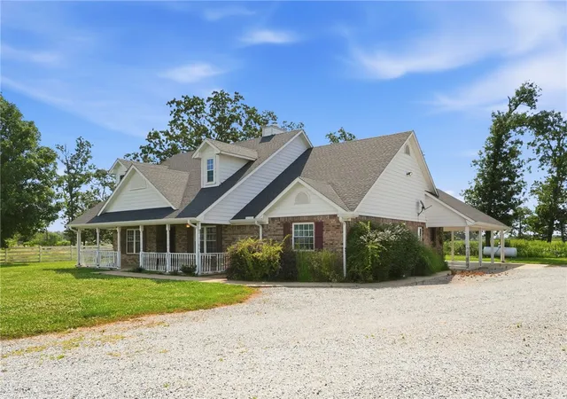 4th image of 13301 L C Hickman Rd, Centerton, AR 72719 | MLS# 1355308