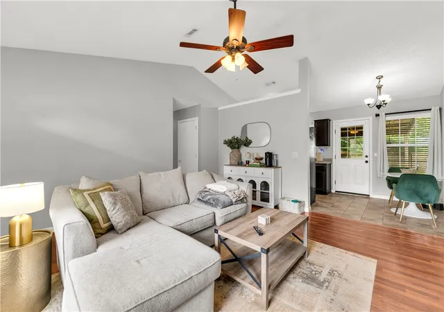 4th image of 227 N Samuel Pl, Farmington, AR 72730 | MLS# 1355173