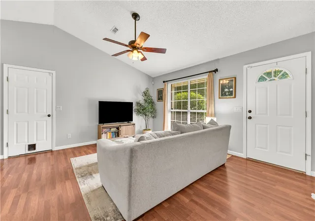 5th image of 227 N Samuel Pl, Farmington, AR 72730 | MLS# 1355173