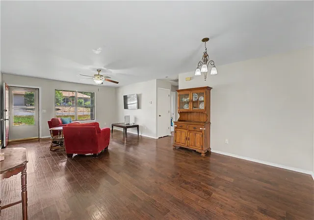 5th image of 8 Dillow Ln, Bella Vista, AR 72714 | MLS# 1355396