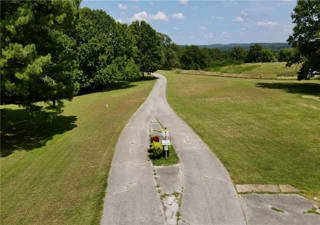 2nd image of 17881 E Village Rd, Springdale, AR 72764 | MLS# 1351683
