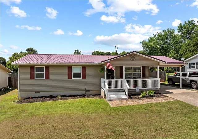 1st image of 322 N 1st St, Harrison, AR 72601 | MLS# 1355306