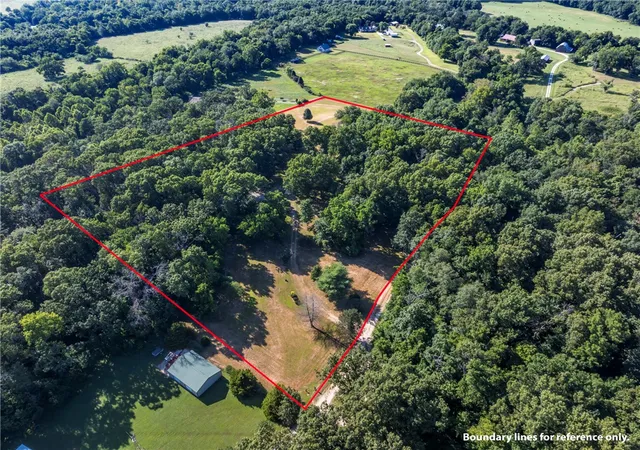 1st image of 11133 Roggen Ln, Gravette, AR 72736 | MLS# 1355371