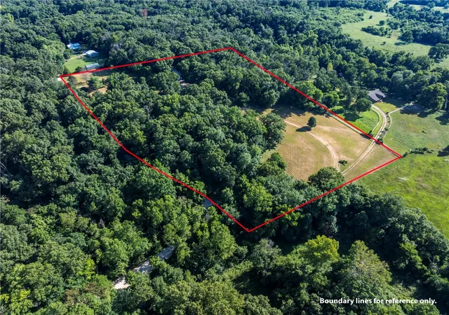 4th image of 11133 Roggen Ln, Gravette, AR 72736 | MLS# 1355371