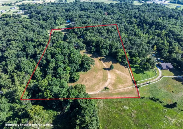 5th image of 11133 Roggen Ln, Gravette, AR 72736 | MLS# 1355371