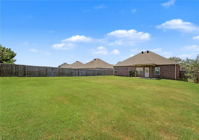 23rd image of 2703 Whispering Woods Ct, Lowell, AR 72745 | MLS# 1355327