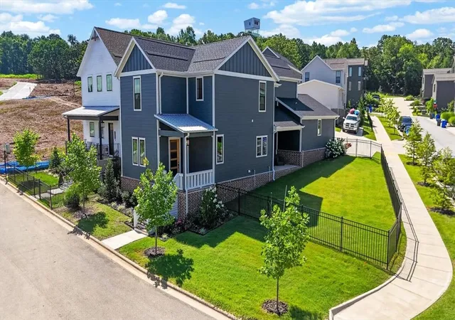1st image of 2035 E Little Crew Dr, Fayetteville, AR 72703 | MLS# 1354848
