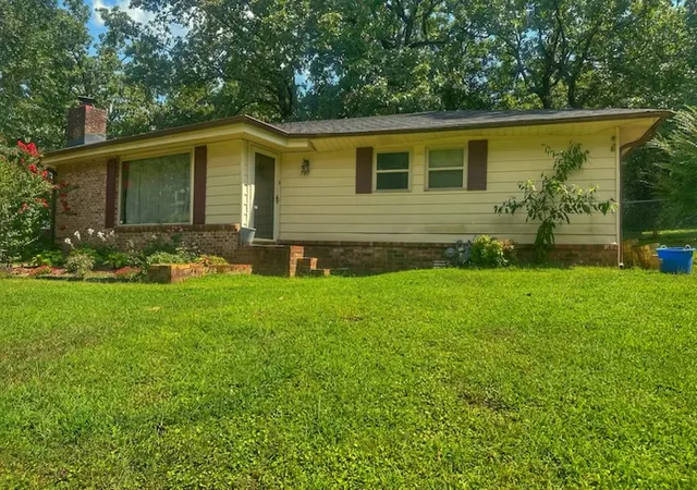 1st image of 221 23rd St, Russellville, AR 72801 | MLS# 1355412