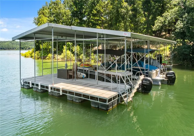 2nd image of 10 Reynolds Rd, Rogers, AR 72756 | MLS# 1354917